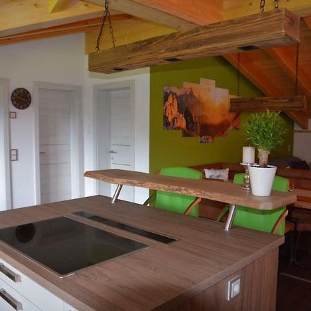 Chalet Christine Brixen im Thale Buitenkant foto