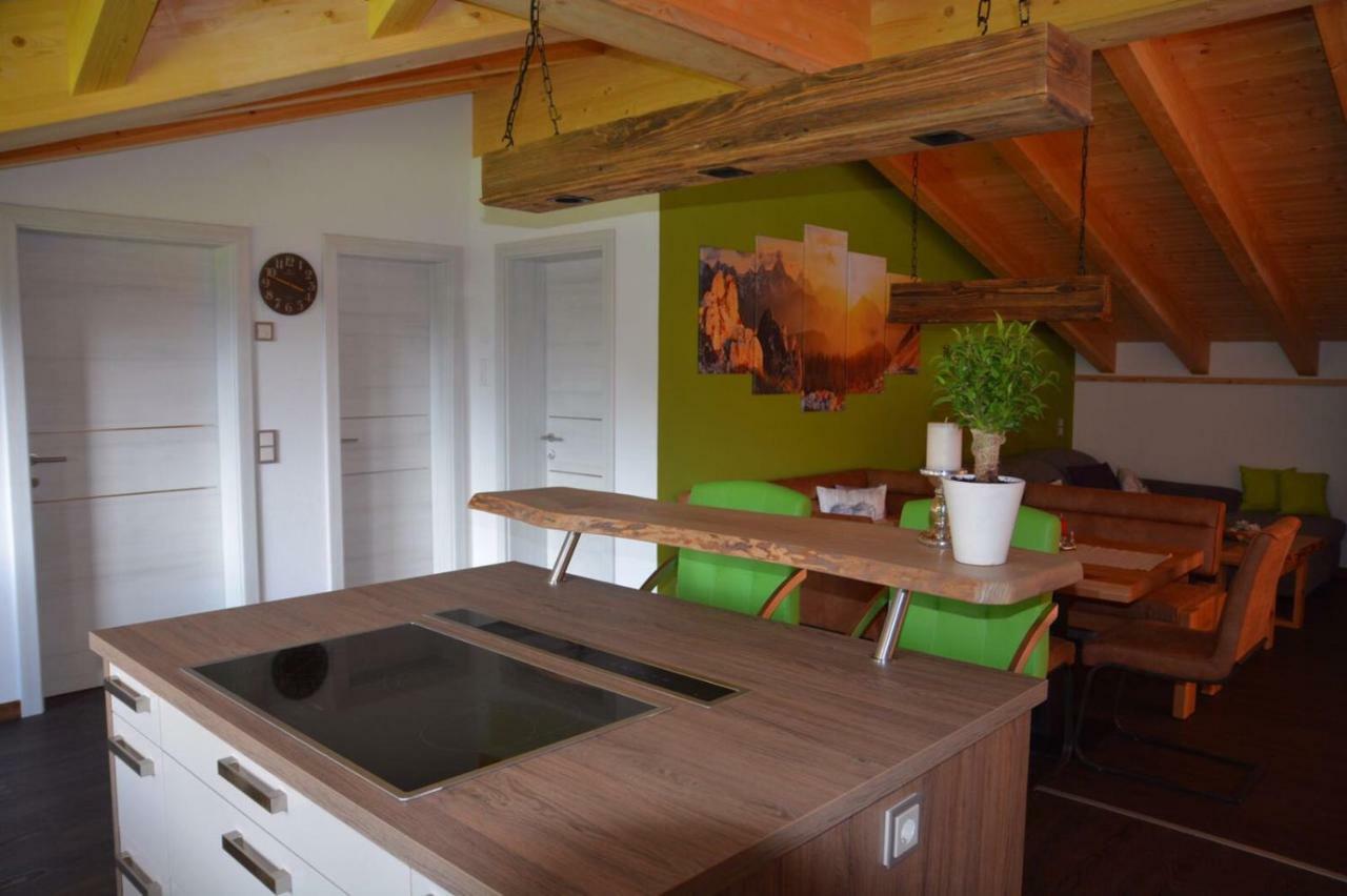 Chalet Christine Brixen im Thale Buitenkant foto
