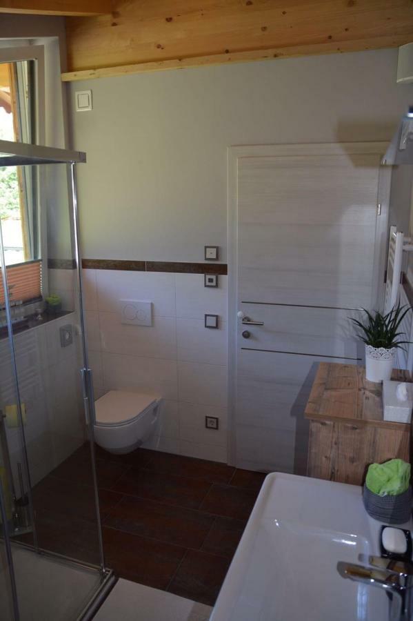 Chalet Christine Brixen im Thale Buitenkant foto