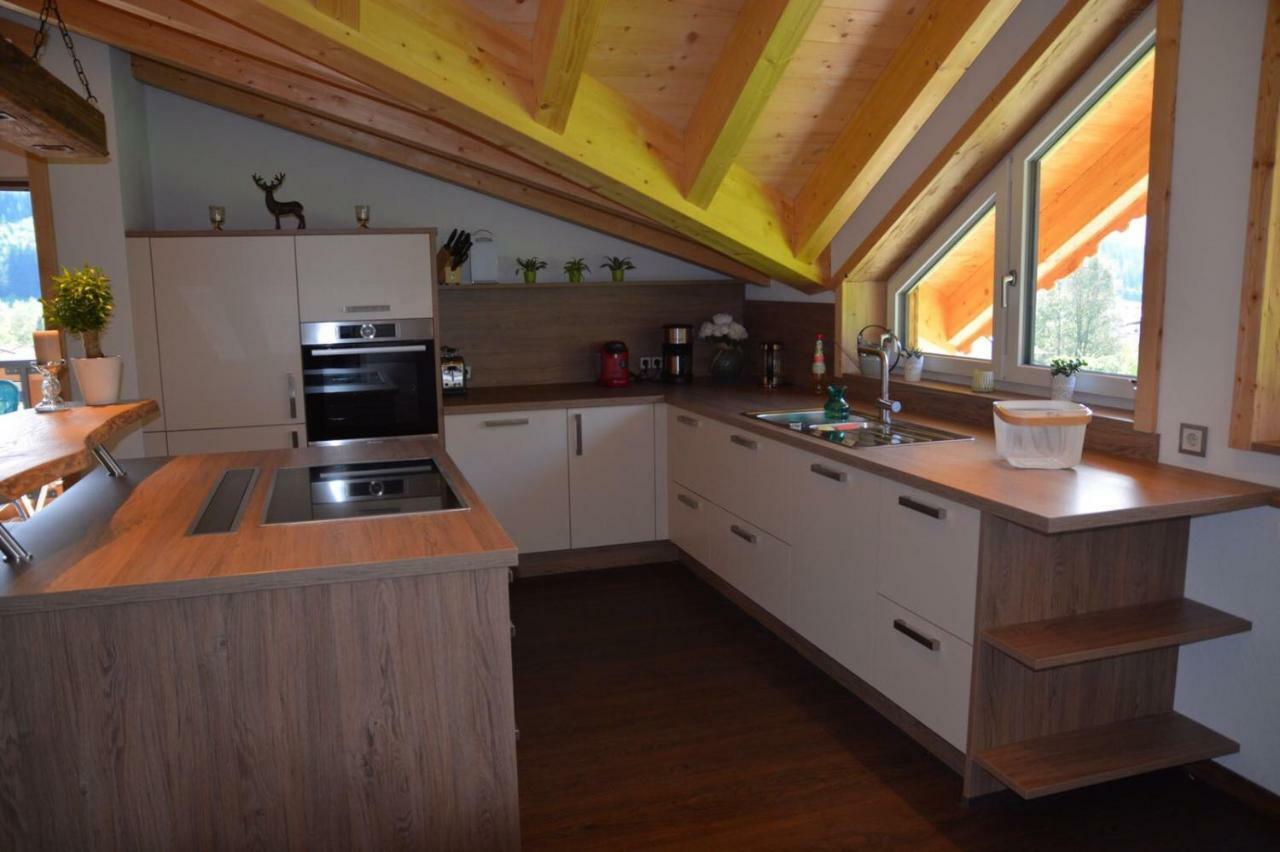 Chalet Christine Brixen im Thale Buitenkant foto