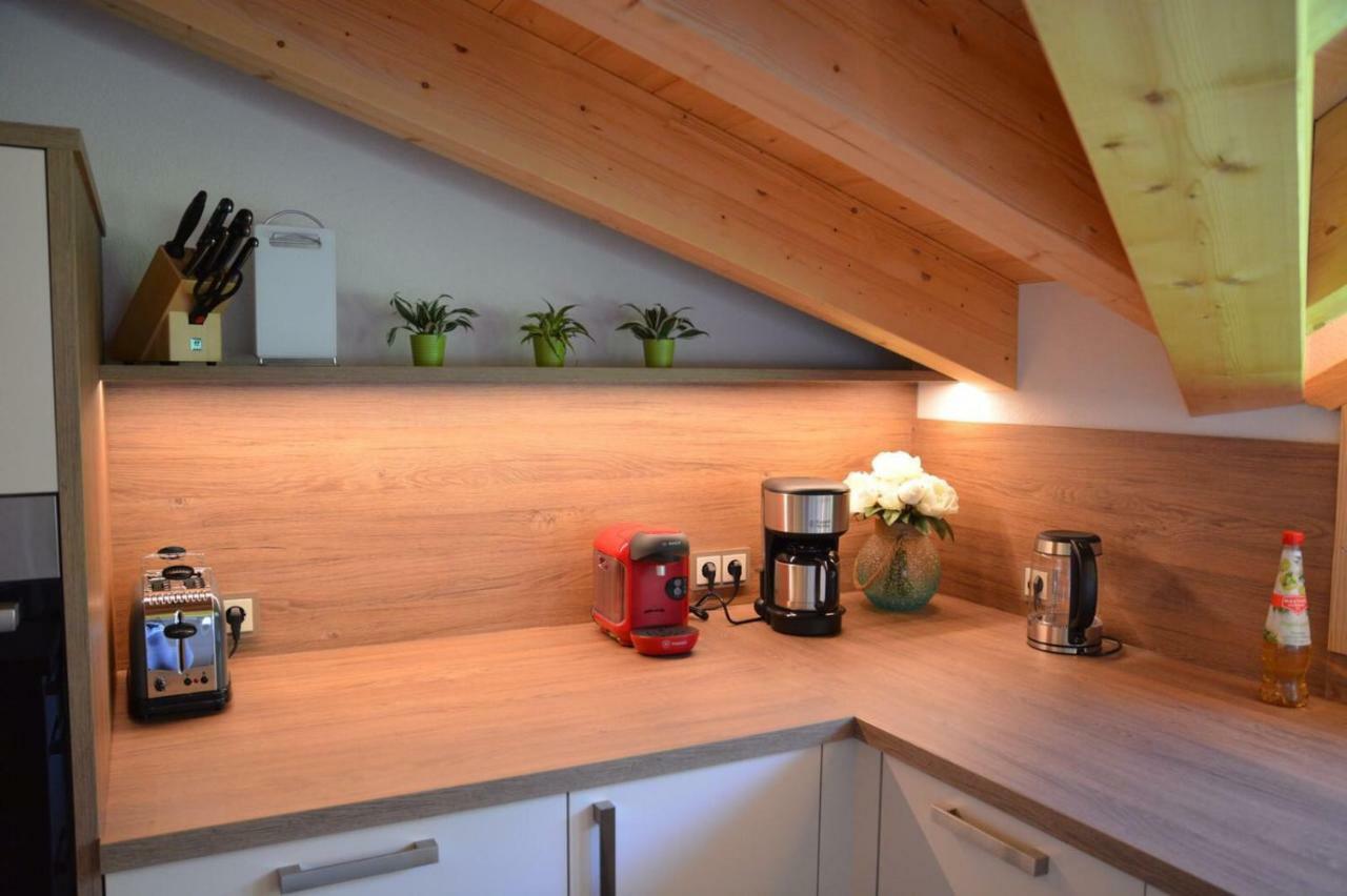 Chalet Christine Brixen im Thale Buitenkant foto