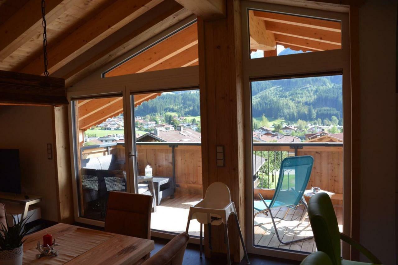 Chalet Christine Brixen im Thale Buitenkant foto
