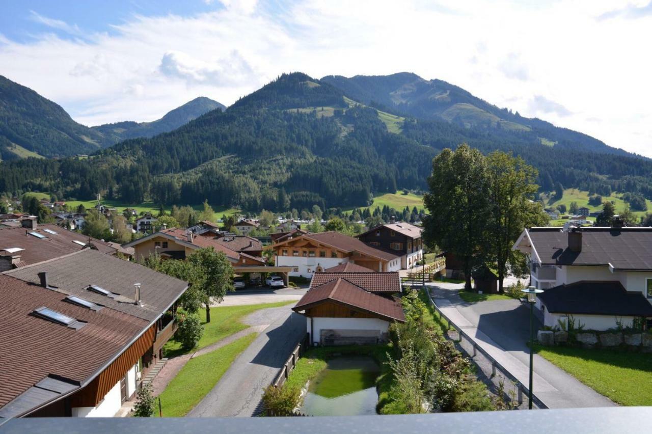 Chalet Christine Brixen im Thale Buitenkant foto