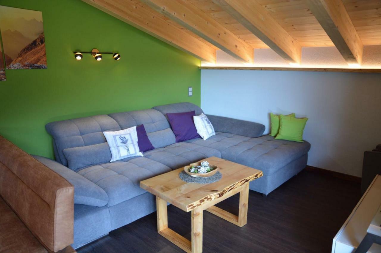 Chalet Christine Brixen im Thale Buitenkant foto