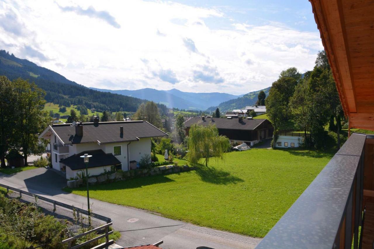 Chalet Christine Brixen im Thale Buitenkant foto