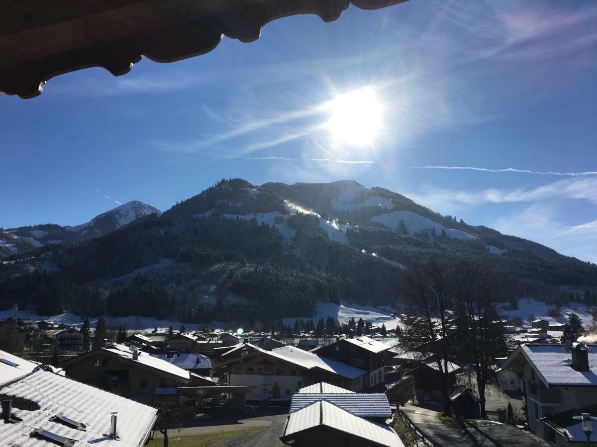 Chalet Christine Brixen im Thale Buitenkant foto